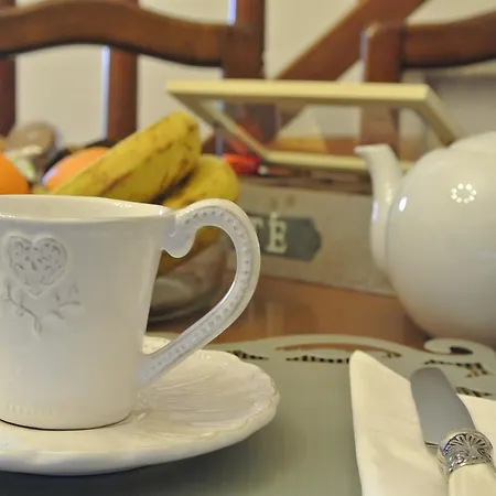 Alojamento de Acomodação e Pequeno-almoço La Casa Nel Borgo 3*