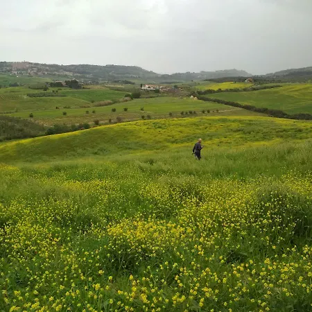 La Casa Nel Borgo Bed and breakfast 3*