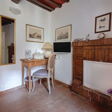 La Casa Nel Borgo ベッド・アンド・ブレックファスト ビッボーナ