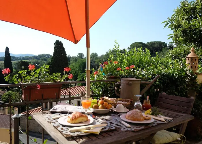 La Casa Nel Borgo Bed & Breakfast 3*